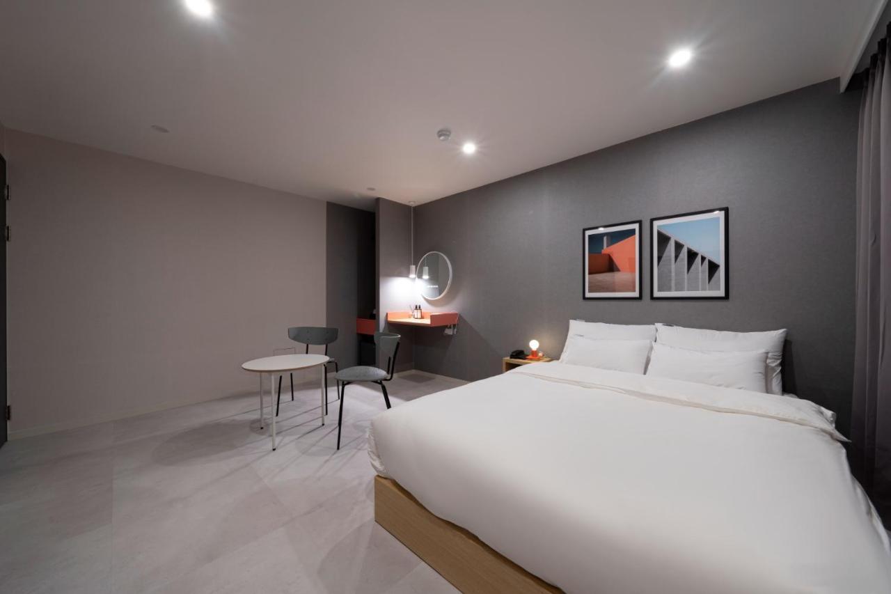 Object Aank Hotel Gumi ภายนอก รูปภาพ